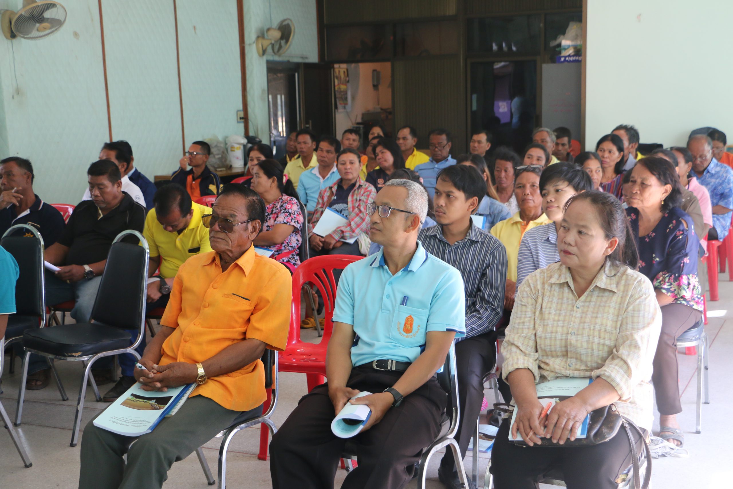 อมรมการจัดตั้งกลุ่มบริหารจัดการน้ำอำเภอบ้านใหม่ไชยพจน์ จังหวัดบุรีรัมย์